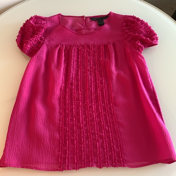 Marc by Marc Jacobs cap sleeve, sheer hot pink blouse, size 4. - Picture 4 of 9